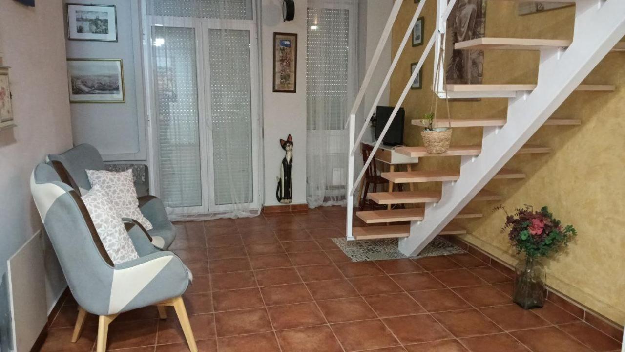 Loft In Ehemaligem Fischer Haus Appartement Valencia Buitenkant foto